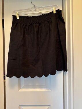J Crew Black Scalloped Hem Sidewalk Skirt NWOT